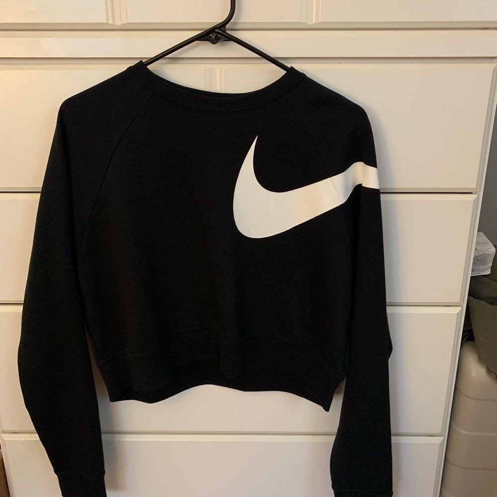 Nike women’s pullover.